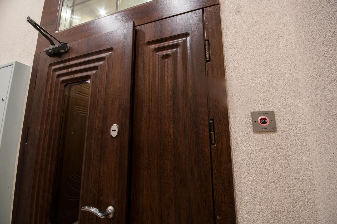 Wonderful flat on city center  Uzjhorod Exteriör bild